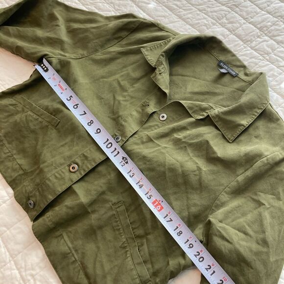 Eileen Fisher Lightweight Cropped Olive Green Button Down Jacket Tencel Linen M - Picture 7 of 10